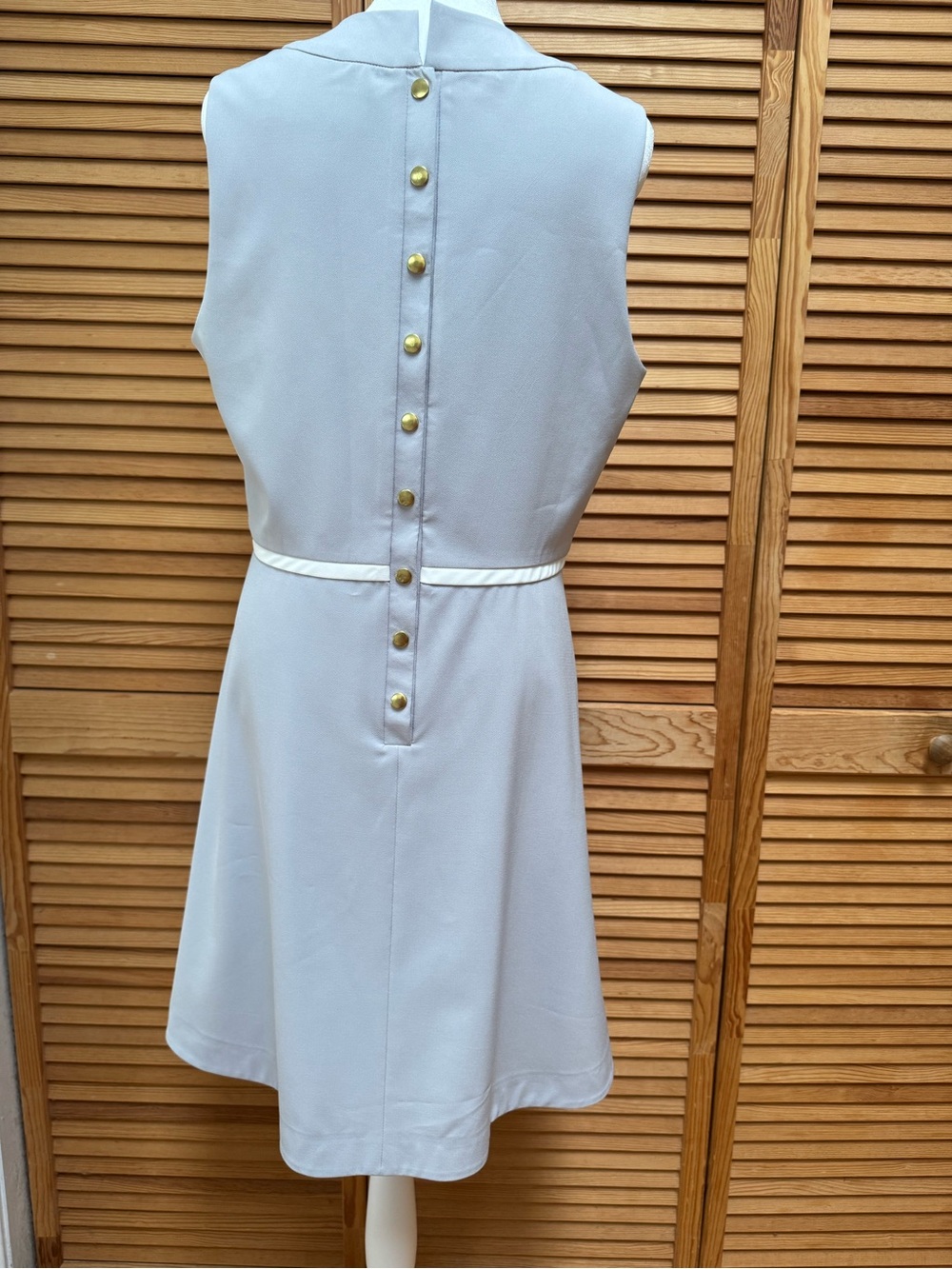 Camilyn Beth Light Gray Sleeveless Fit & Flare Dress Size 10 Coquette Modest - Picture 3 of 9
